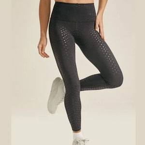 Beyond Yoga Hearts PowerShine High Waisted Midi Legging Medium Black